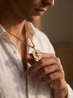 Load image into Gallery viewer, YOUNGBRIT® GREENWICH COMPASS NECKLACE- 18K GOLD
